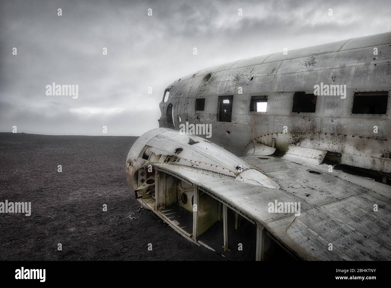 Avion Wreck sur la côte sud de l'Islande, post traité en HDR Banque D'Images