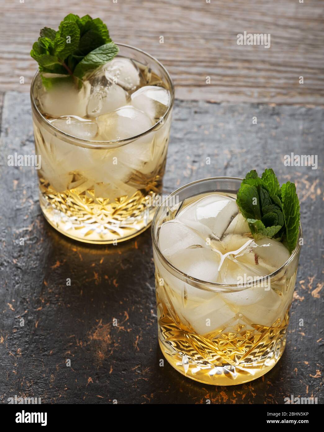 démodé, transparent, whisky, glace, cocktail, scotch, bourbon Banque D'Images