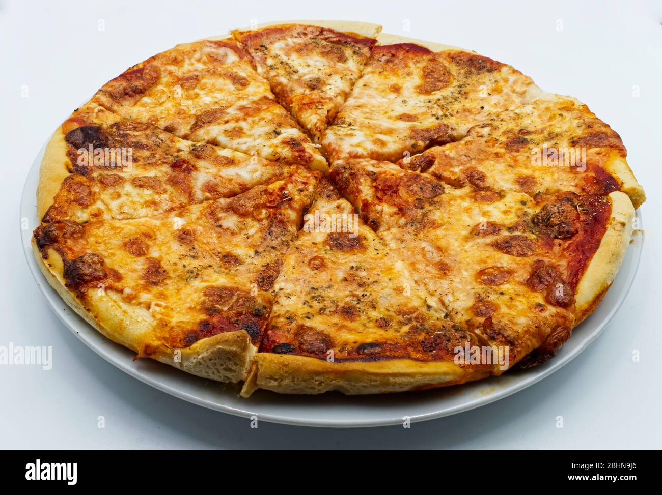 Tranches de pizza italienne margherita maison. Banque D'Images