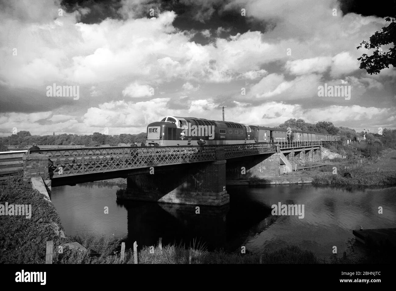 Locomotive Deltic de classe préservée D9009 à Nene Valley Railway, Wansford Station, Peterborough, Cambridgeshire, Angleterre Banque D'Images