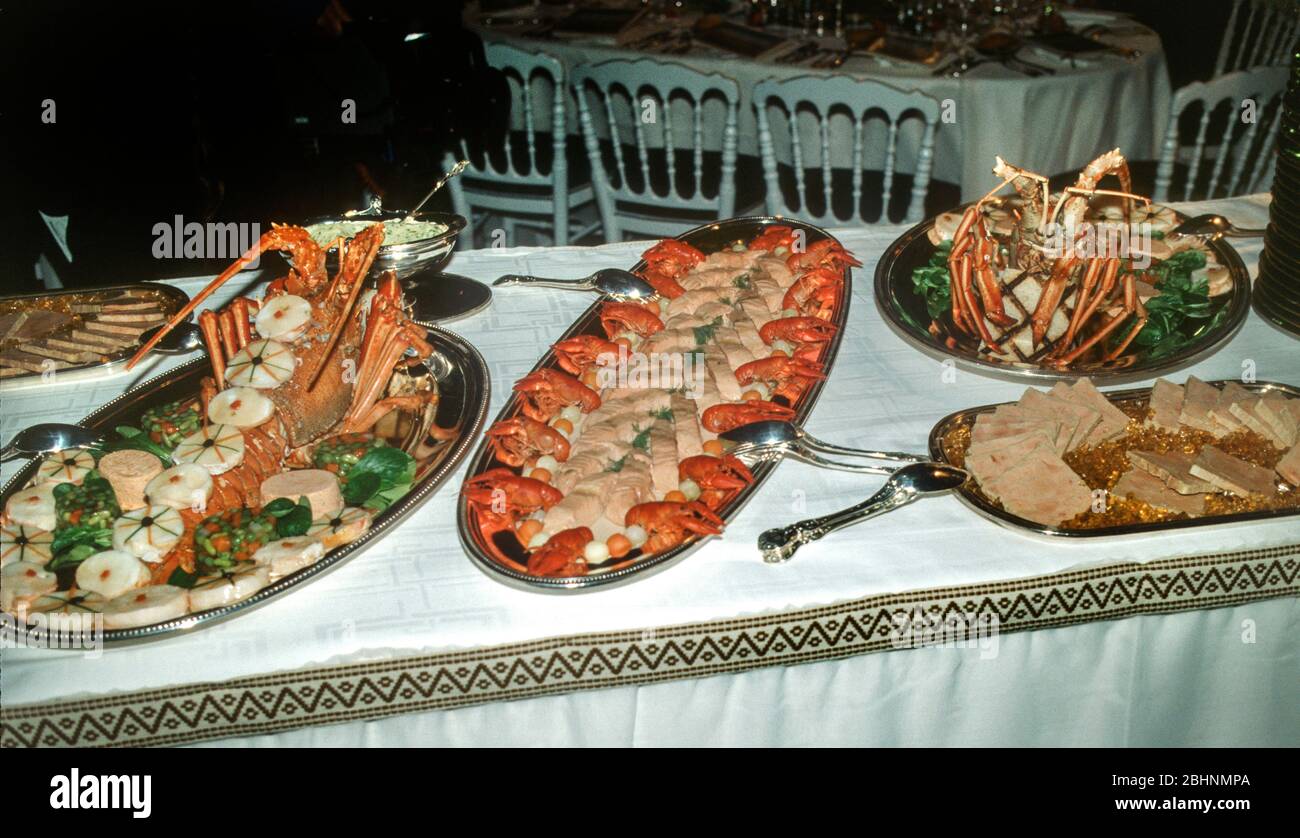 Des tables de banquet sont prévues pour un dîner au Palais Bourbon auquel participent HRH Diana, la Princesse du Pays de Galles et Charles, le Prince de Galles pendant leur Royal to Banque D'Images