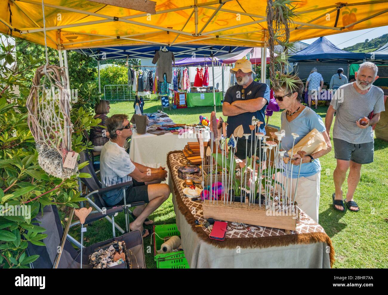 Marché agricole au village de Coroglen, péninsule de Coromandel, région de Waikato, Île du Nord, Nouvelle-Zélande Banque D'Images