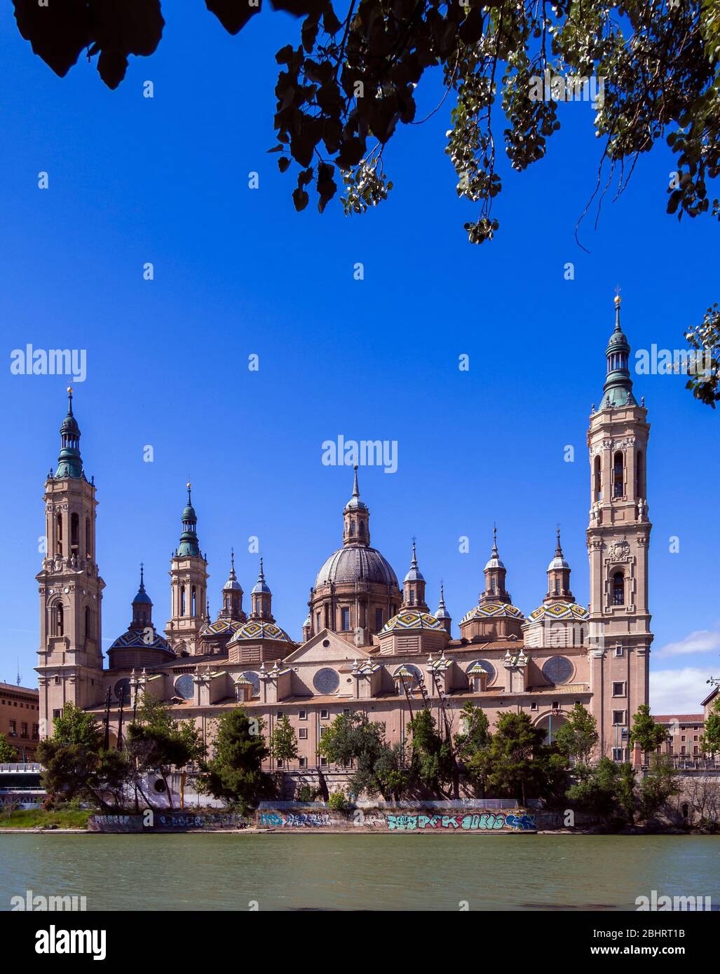 Basílica de Nuestra Señora del Pilar y río Ebro. Saragosse. Aragón. España Banque D'Images