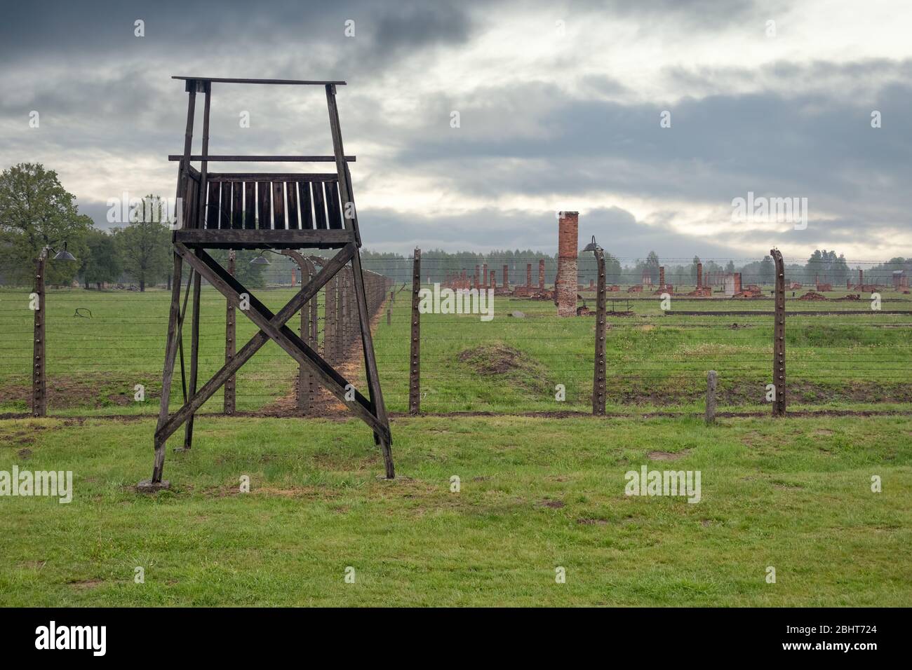 Ruines de casernes de l'ancien camp de concentration de la seconde Guerre mondiale Auschwitz-Birkenau Banque D'Images