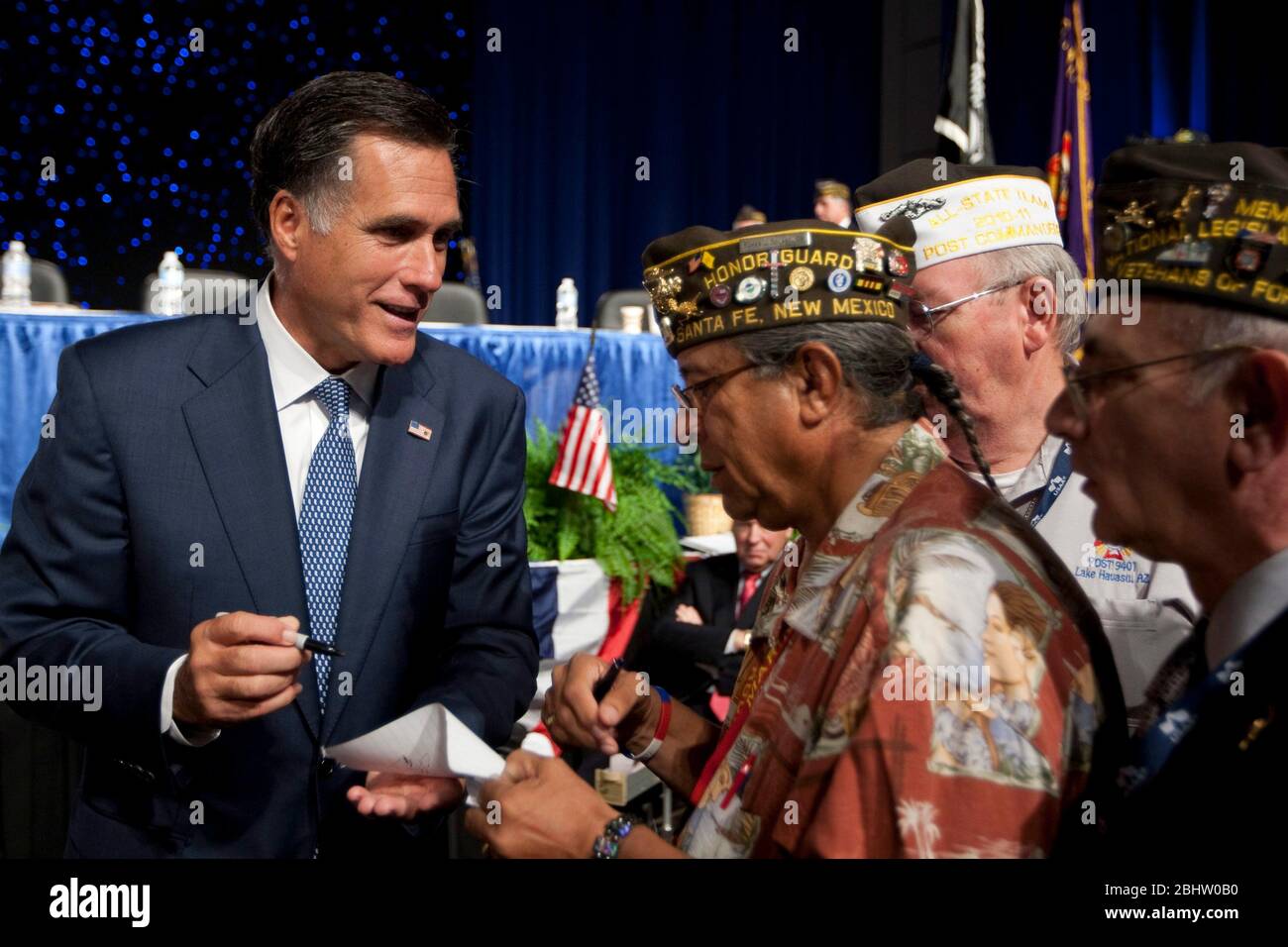 San Antonio Texas USA, San Antonio on 30 août 2011: Le candidat républicain à la présidence Mitt Romney fait une incursion dans l'état d'origine de l'adversaire Rick Perry avec une apparition à la convention annuelle des vétérans des guerres étrangères (VFW). ©Marjorie Kamys Cotera/Daemmrich Photographie Banque D'Images