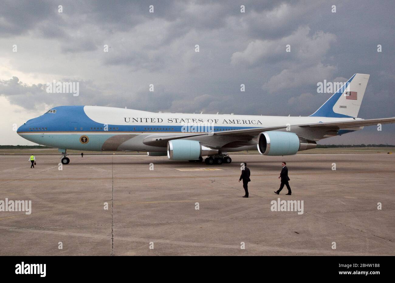 Austin, Texas États-Unis, 10 mai 2011: Le président Barack Obama arrive sur Air Force One. ©Marjorie Kamys Cotera/Daemmrich Photographie Banque D'Images