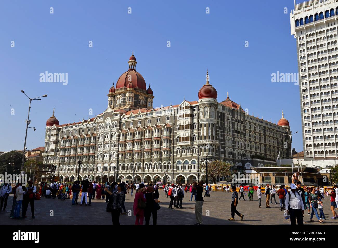 MUMBAI, INDE - 7 février 2019: Dhobi Ghat en plein air blanchisserie à côté de la station de Mahalaxmi, la plus grande de son genre dans le monde, Banque D'Images