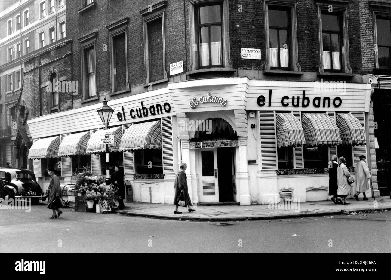 La maison de café El Cubano à Knightsbridge. - 11 novembre 1954 Banque D'Images