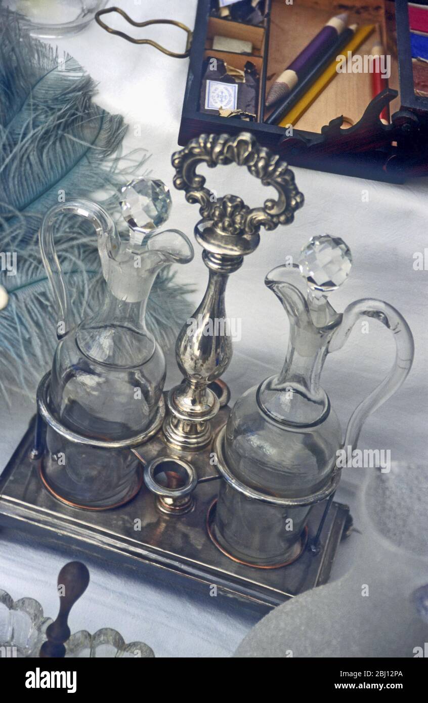 Ensemble Burette Huile Et Vinaigre Pyrex En Verre – Vintage