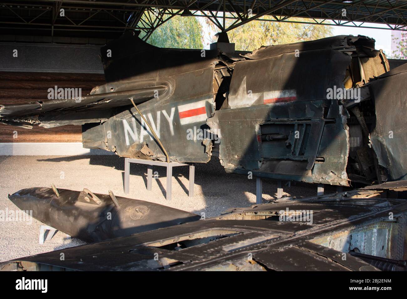 Pyongyang / RPD Corée - 12 novembre 2015 : abattu un avion naval Corsair de la US Air Force, présenté au Victorious War Museum dédié à Banque D'Images