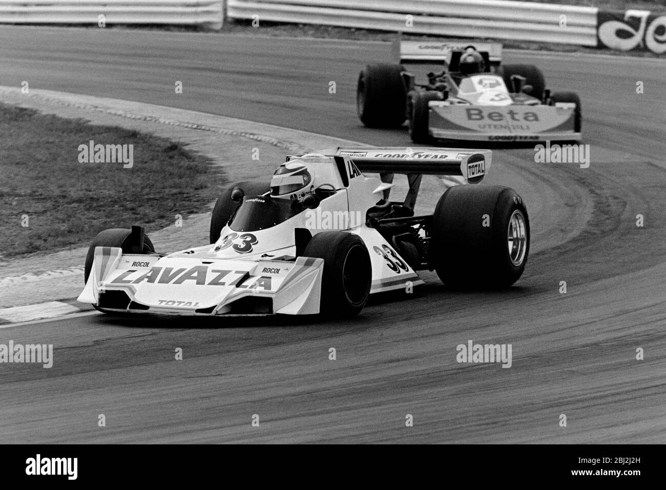 Lella Lombardi au Grand Prix britannique John Player 1976 à Brands Hatch. Banque D'Images