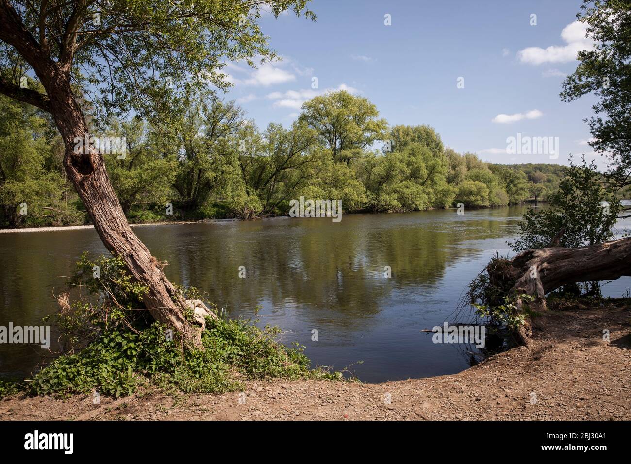 La Ruhr près de Wetter-Wengern, région de la Ruhr, Rhénanie-du-Nord-Westphalie, Allemagne. Die Ruhr bei Wetter-Wengern, Ruhrgebiet, Nordrhein-Westfalen, Deutsch Banque D'Images