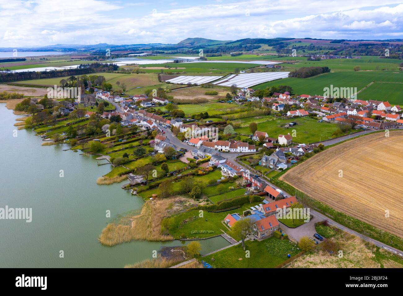 Vue aérienne du village de Kilconquhar à Fife, Écosse, Royaume-Uni Banque D'Images