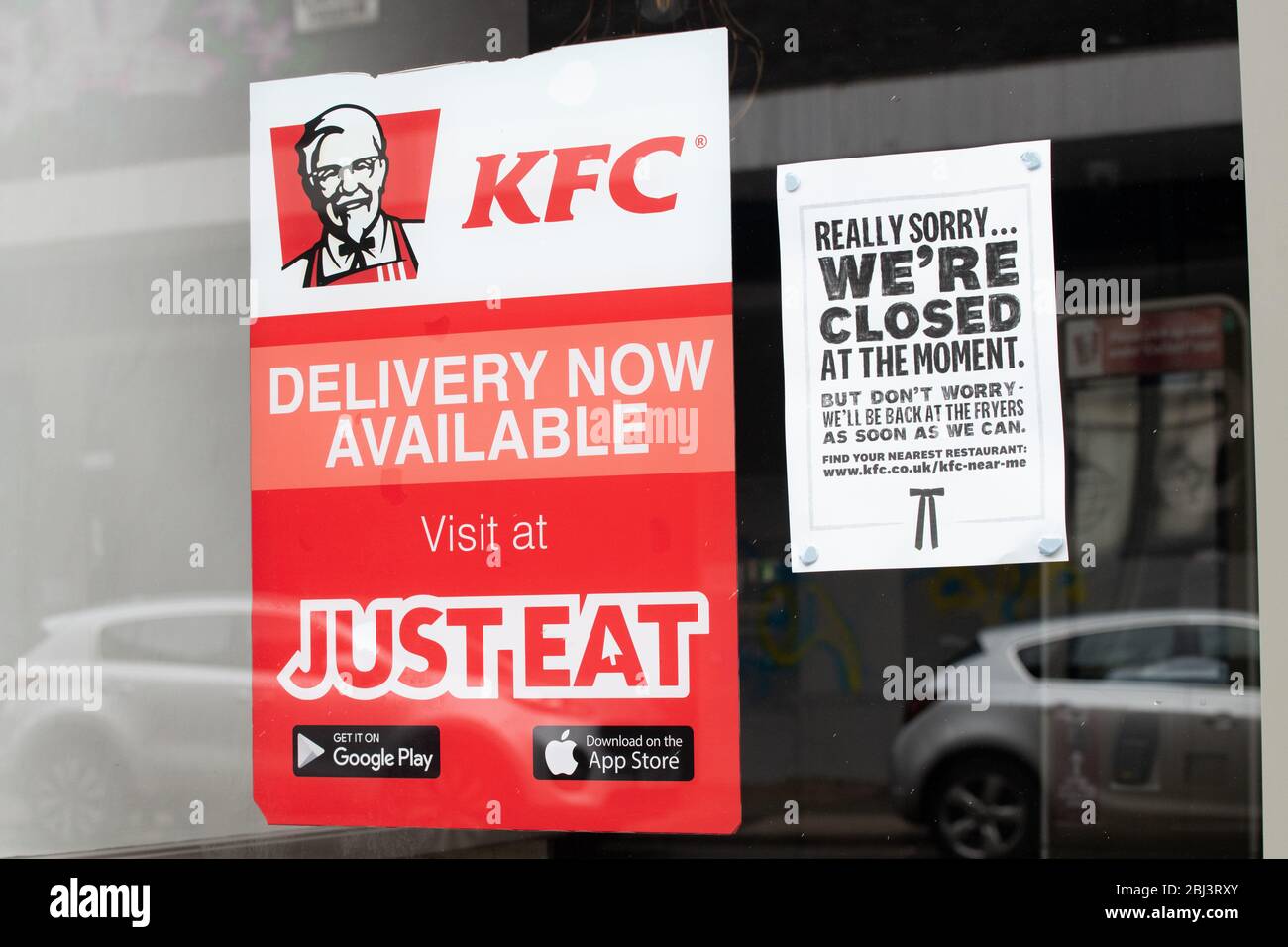 Glasgow, Écosse, Royaume-Uni. 28 avril 2020. KFC a fermé la signature au centre de Glasgow, alors qu'ils commencent à se préparer à rouvrir certains magasins britanniques crédit: Kay Roxby/Alay Live News Banque D'Images
