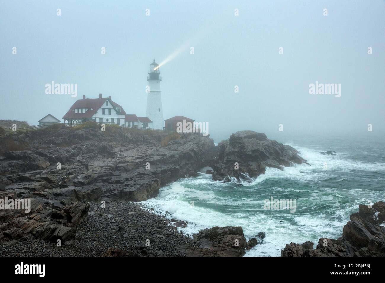 Phare de Portland Head par temps de tempête. Banque D'Images