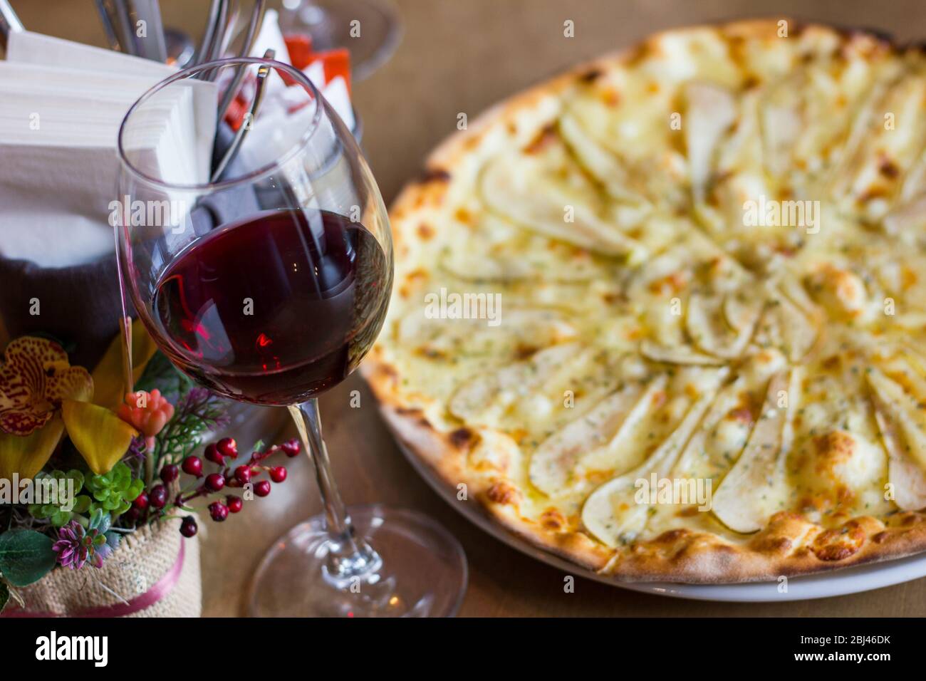Pizza table Banque de photographies et d’images à haute résolution Alamy