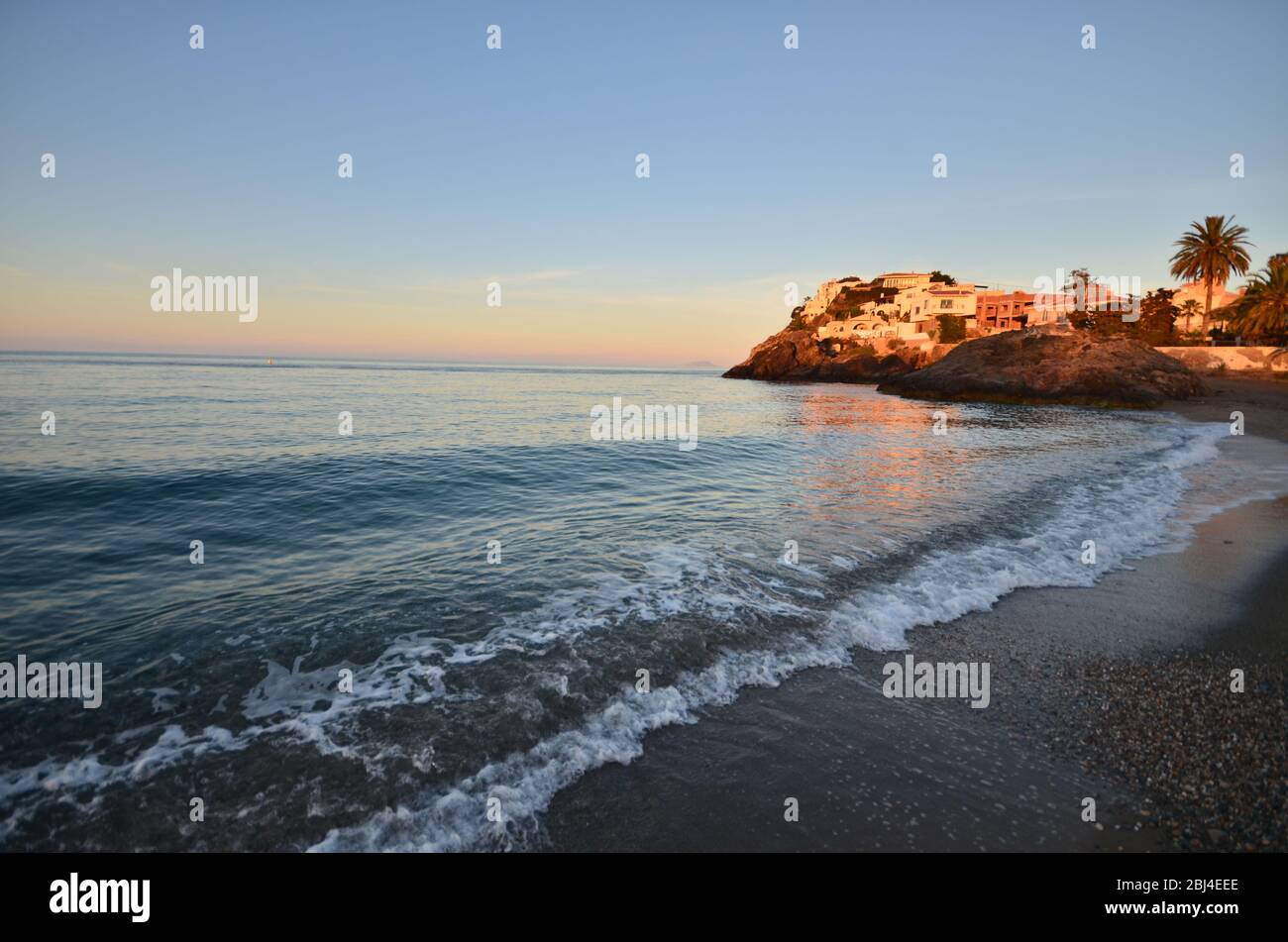 Plage de Bolnuevo au lever du soleil. Mazarrón, Murcie, Espagne Banque D'Images