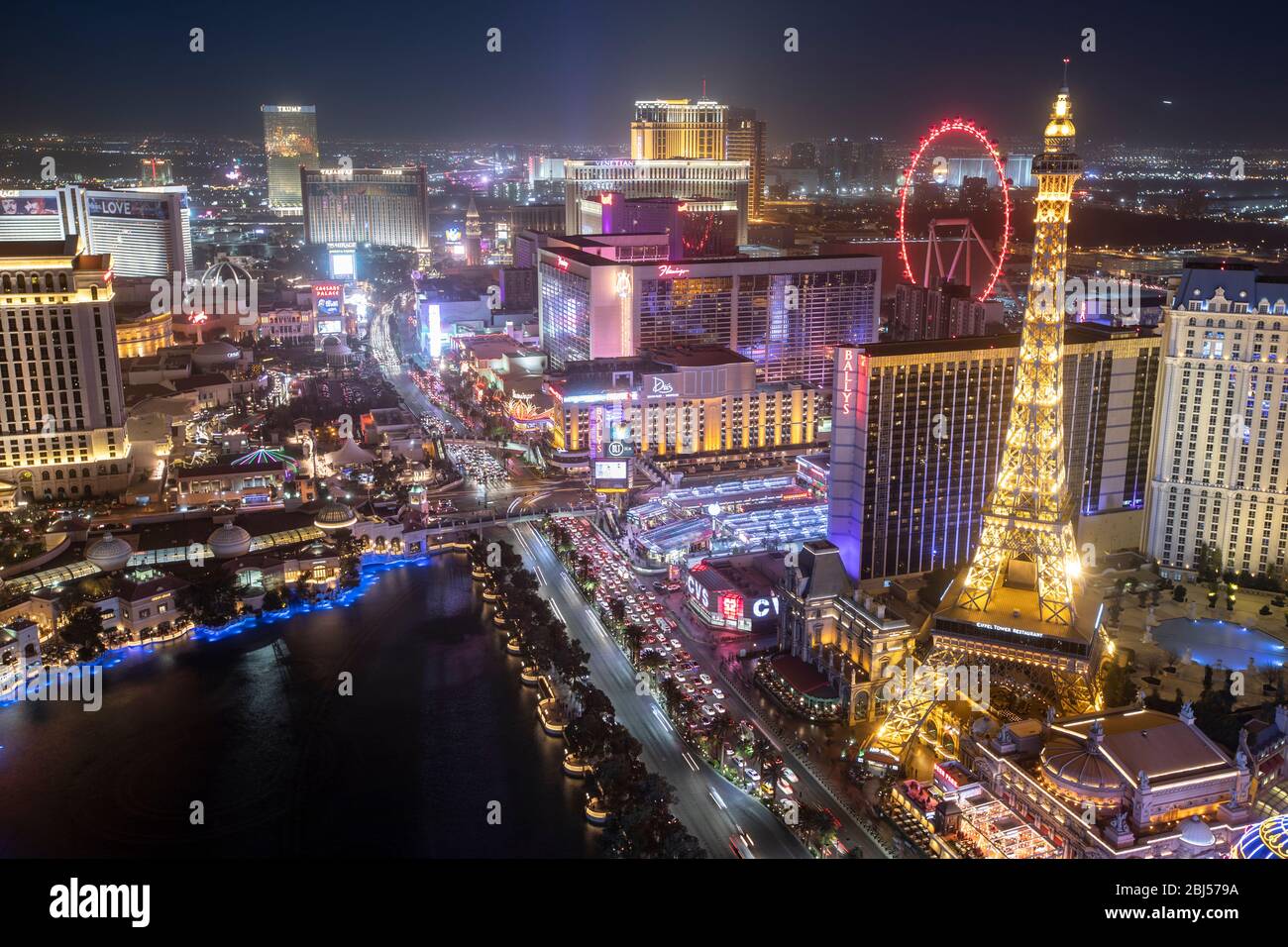 Las Vegas, États-Unis - 18 février 2018 : Las Vegas, dans le désert de Mojave, est une ville de villégiature réputée pour sa vie nocturne animée, centrée sur le monde Banque D'Images