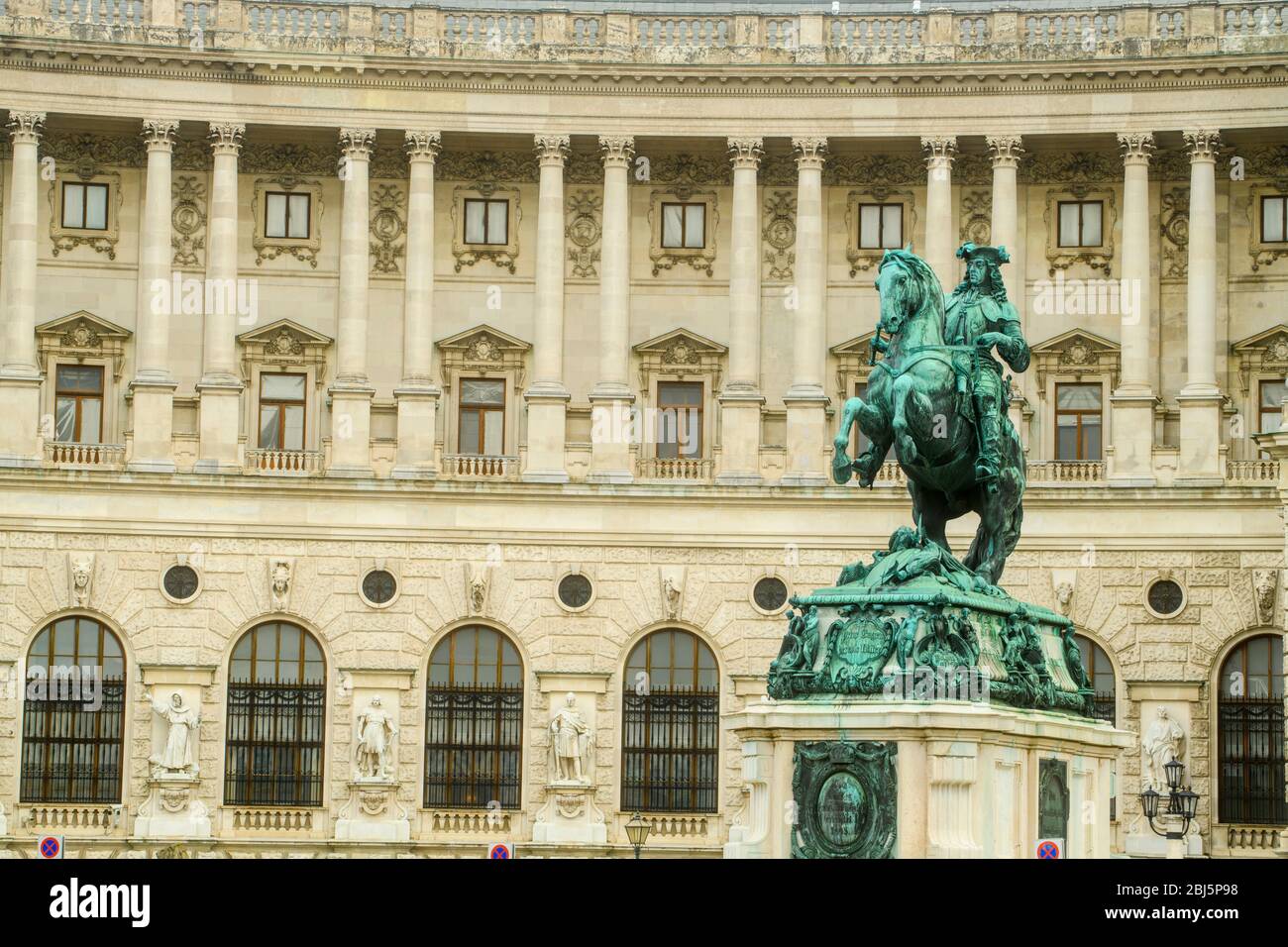 La statue de Hofburg-Prince Eugene sur la Heldenplatz, Vienne, Basse-Autriche, Autriche Banque D'Images