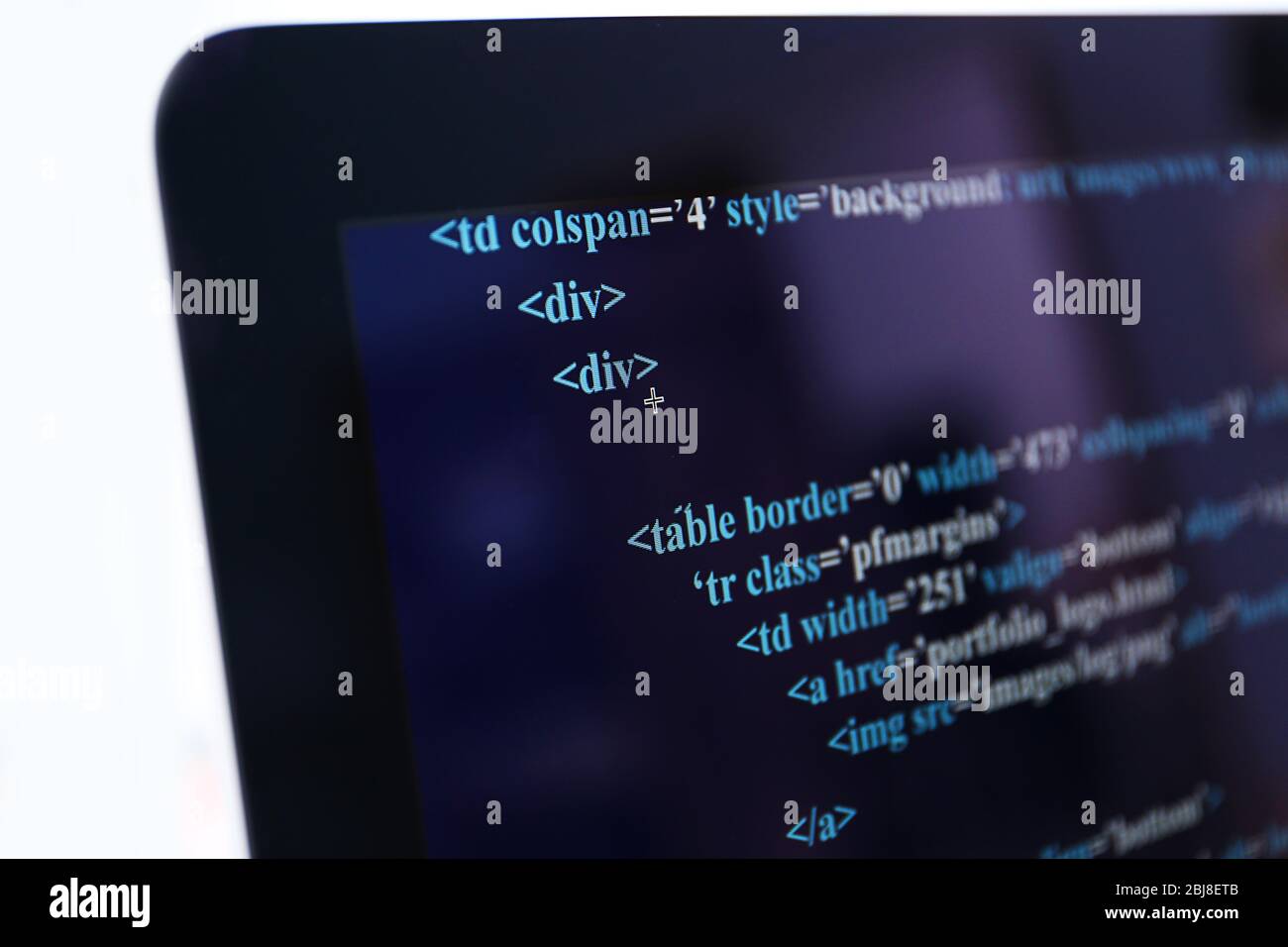 Site Web codes sur écran d'ordinateur. Banque D'Images