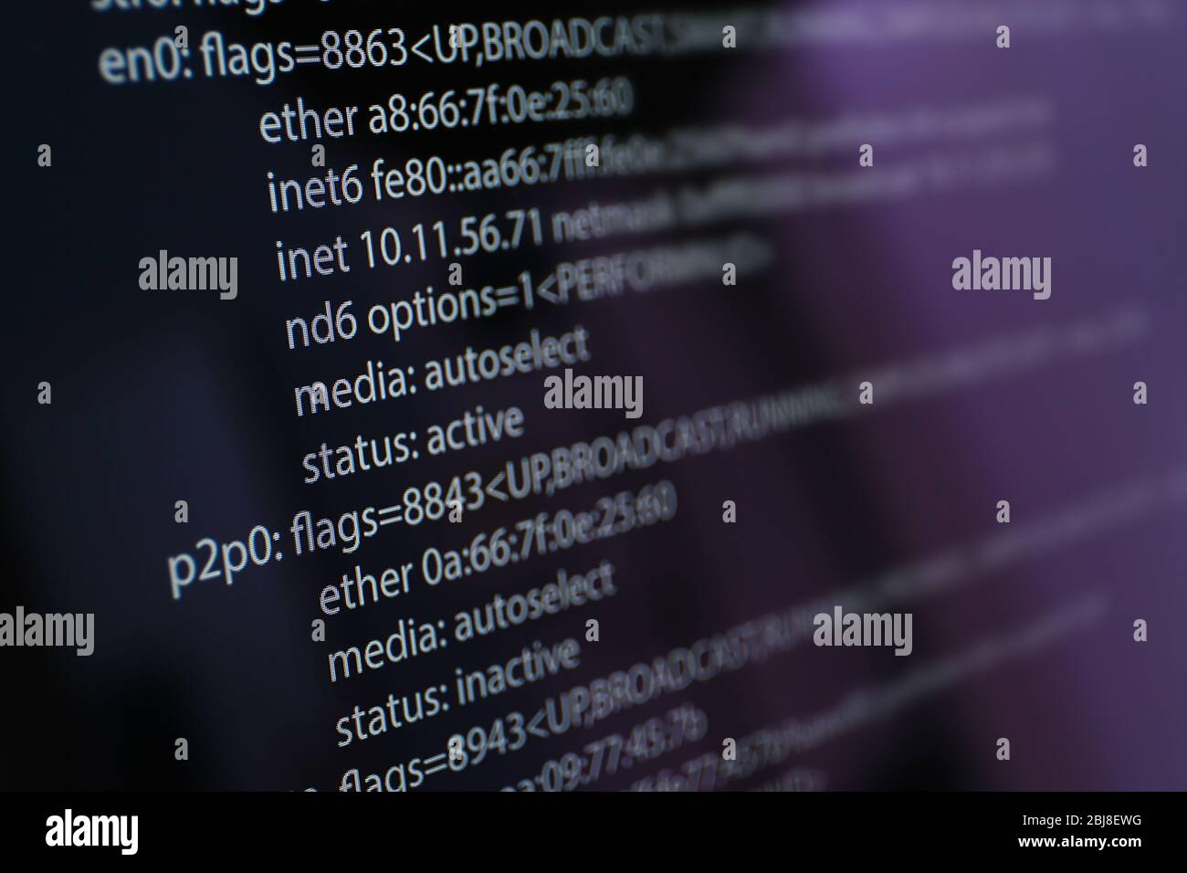 Site Web codes sur écran d'ordinateur. Banque D'Images