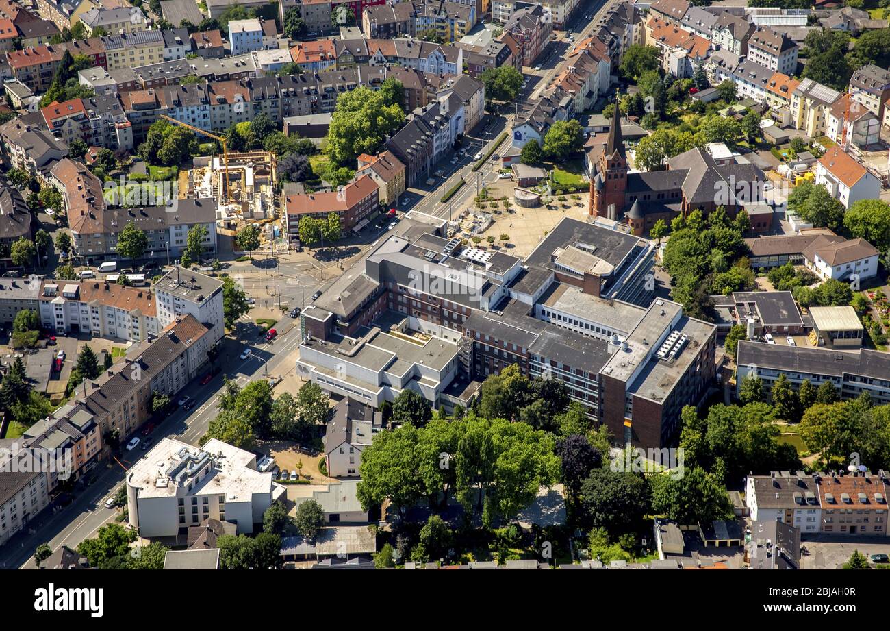 , hôpital Marien-Hospital, église Marienkirche et bâtiments résidentiels à Witten, 19.07.2016, vue aérienne, Allemagne, Rhénanie-du-Nord-Westphalie, région de la Ruhr, Witten Banque D'Images