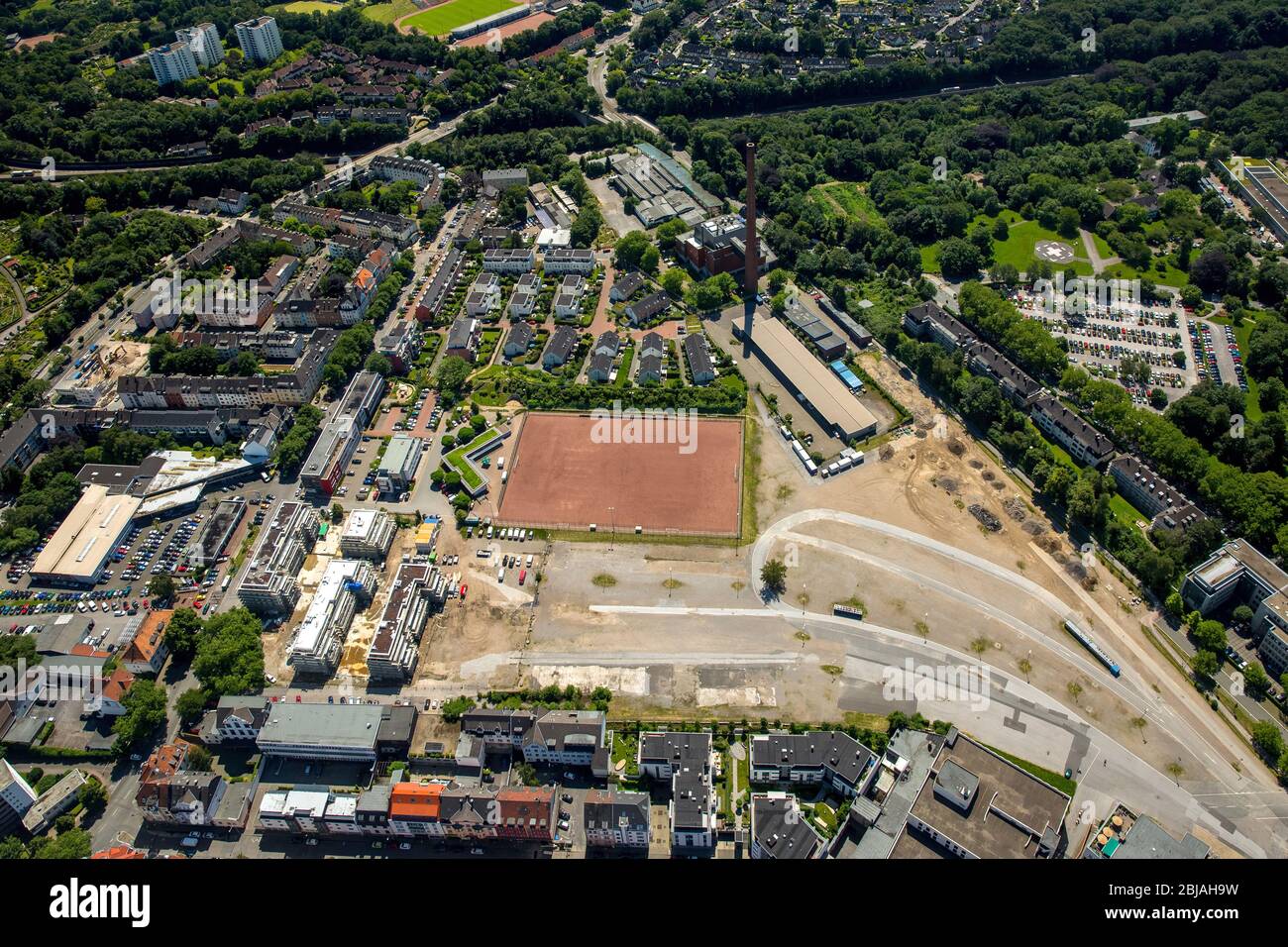 Terrains de sport Soccer place de VfL Sportfreunde 07 Food e.V. à Essen, gymnase de Kieser Training AG, 23.06.2016, vue aérienne, Allemagne, Rhénanie-du-Nord-Westphalie, région de la Ruhr, Essen Banque D'Images