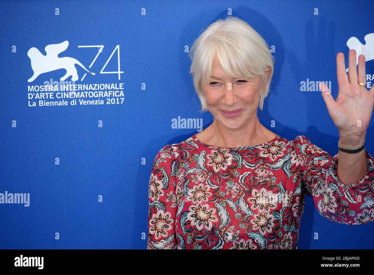 VENISE, ITALIE - SEPTEMBRE 03: Helen Mirren assiste au "The Leisure Seeker (Ella & John)" photo-cinéma pendant le 74ème Festival de Venise Banque D'Images
