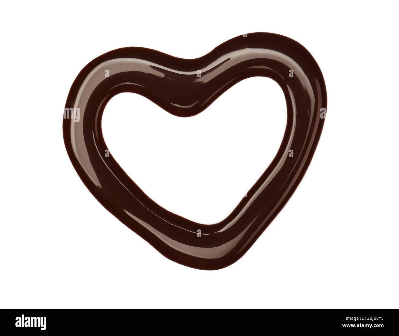 Dessin de coeur avec chocolat liquide isolé sur blanc Banque D'Images
