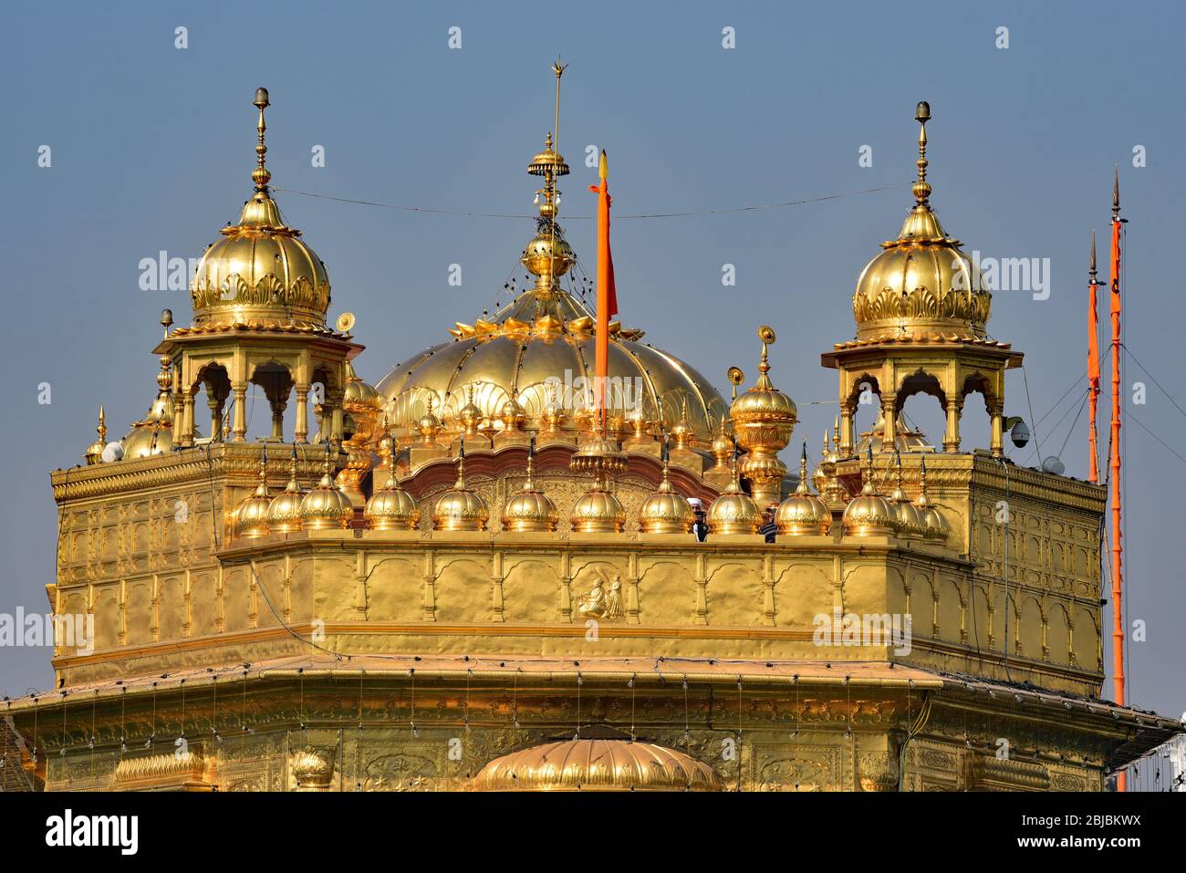 Toit en dôme d'or 24 carats du Temple d'Or (Harmandir Sahib), centre spirituel de la religion sikh, Amritsar, Punjab, Inde, Asie. Banque D'Images