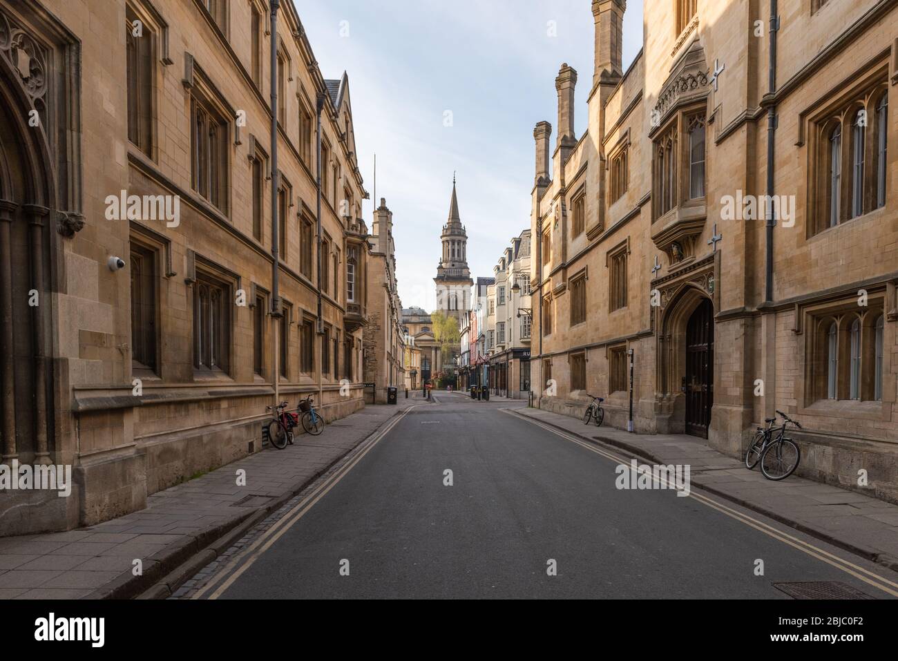 En dehors d'Exeter College, en regardant le Turl vers Lincoln College, Oxford Banque D'Images