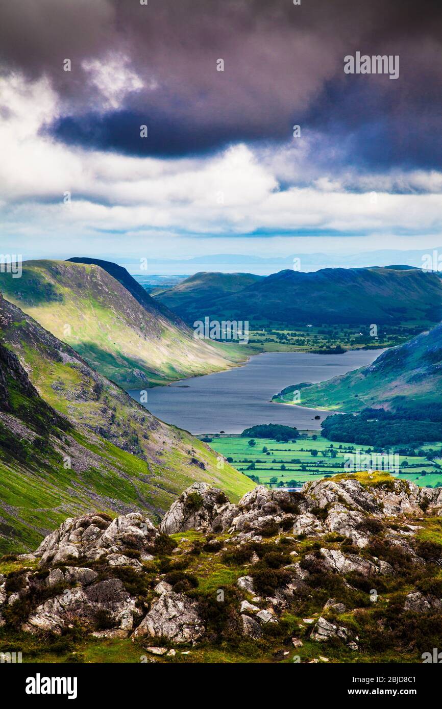 Vue sur la lande du chemin des meules, Parc National de Lake District, Cumbria, England, UK Banque D'Images