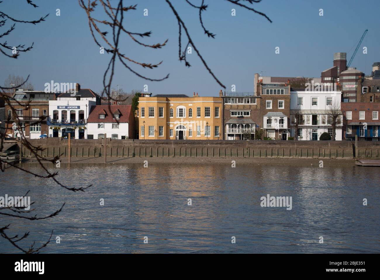 Lower Mall Hammersmith Bridge Riverside Furnivall Gardens Rutland Grove, Hammersmith, London W6 public Space Landscape River House Banque D'Images Lower Mall Hammersmith Bridge Riverside Furnivall Gardens Rutland Grove, Hammersmith, London W6 public Space Landscape River House Banque D'Images
