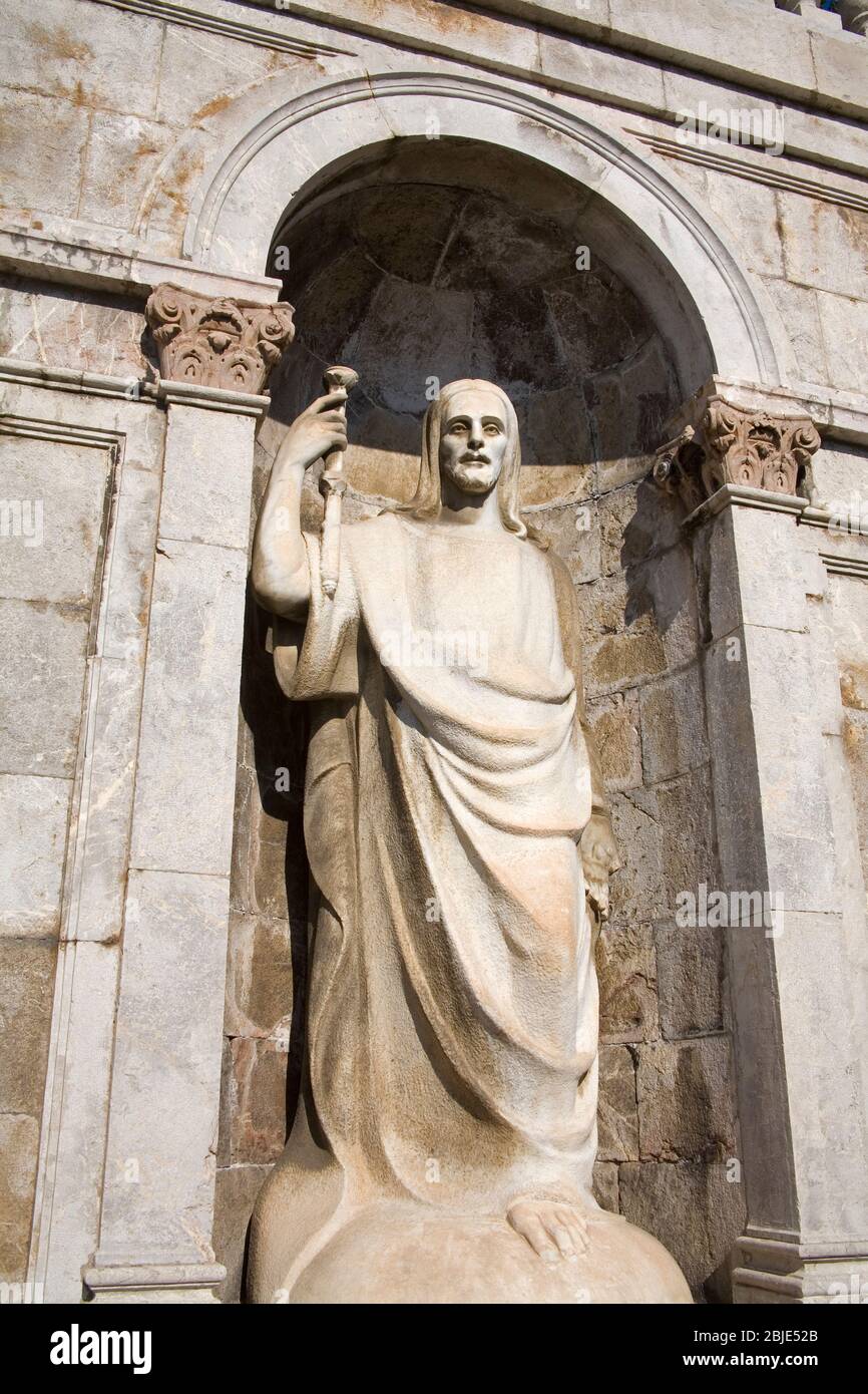 Statue, Église Sacrario Cristo Re, Ville de Messine, Sicile, Italie Banque D'Images