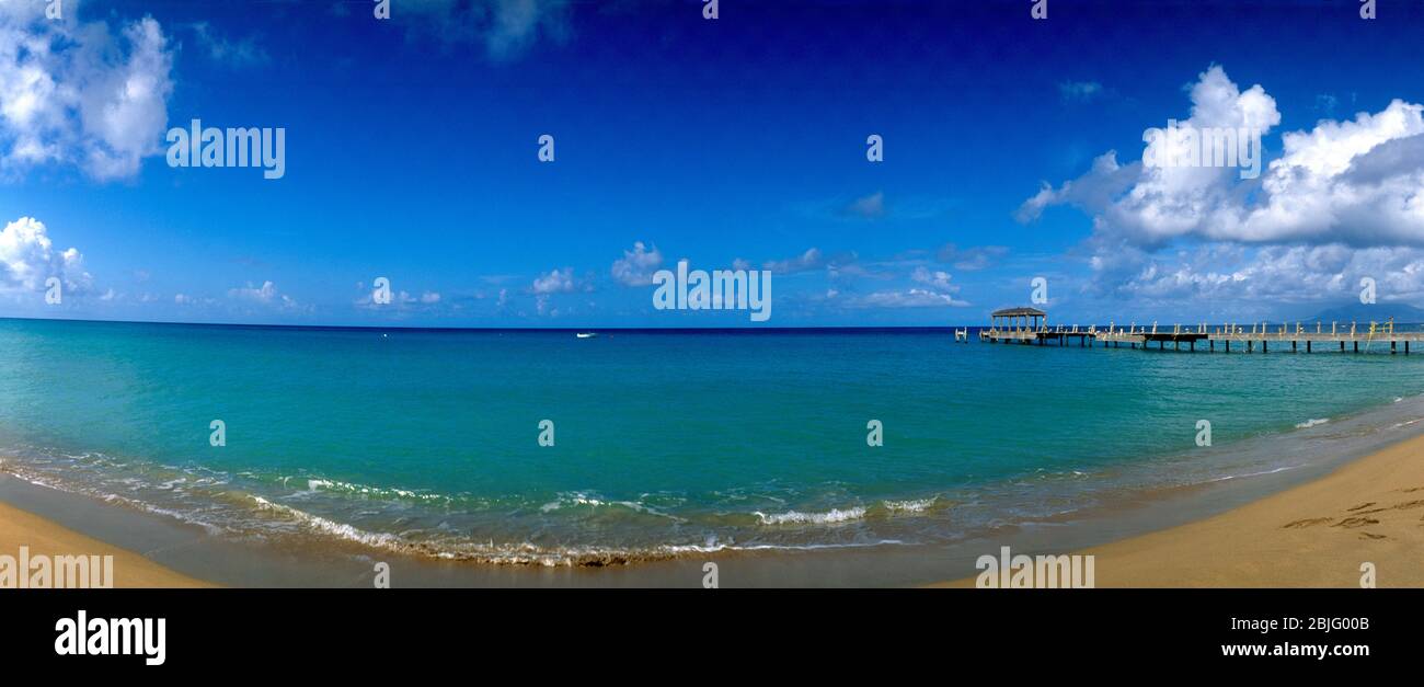 Nevis St Kitts Pinney's Beach & Jetty Banque D'Images