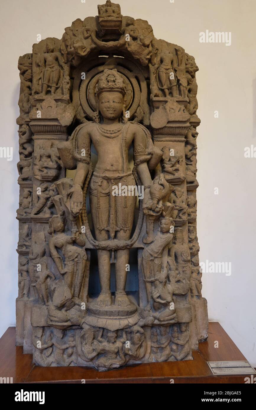New Delhi / Inde - 26 septembre 2019: Le soulagement de pierre de dieu hindou Vishnu dans le Musée National de l'Inde à New Delhi Banque D'Images