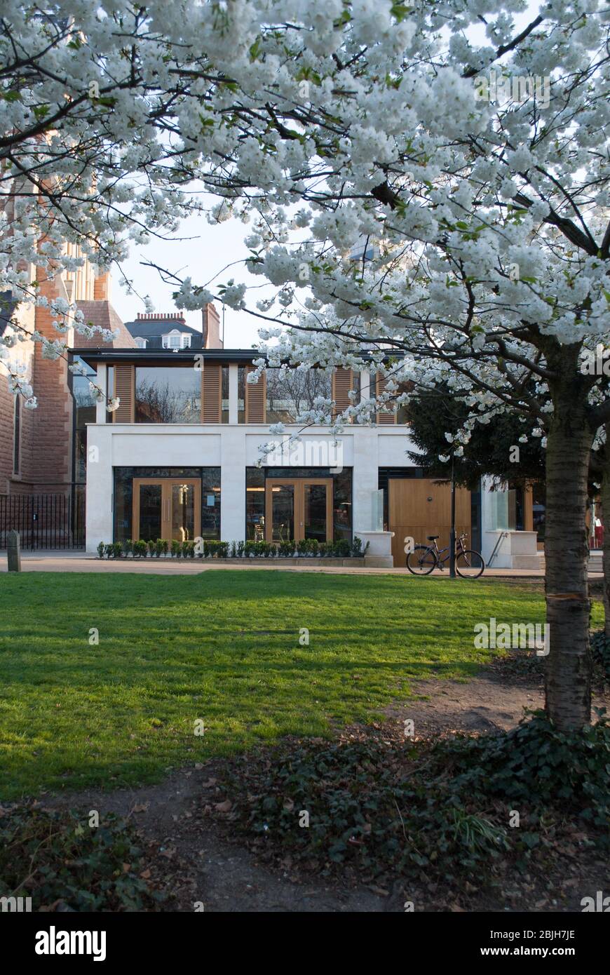 Modern extension Architecture Church St. Pauls Church, Queen Caroline Street, Hammersmith, Londres W6 par Seddon et Gough Richard Griffiths Architects Banque D'Images