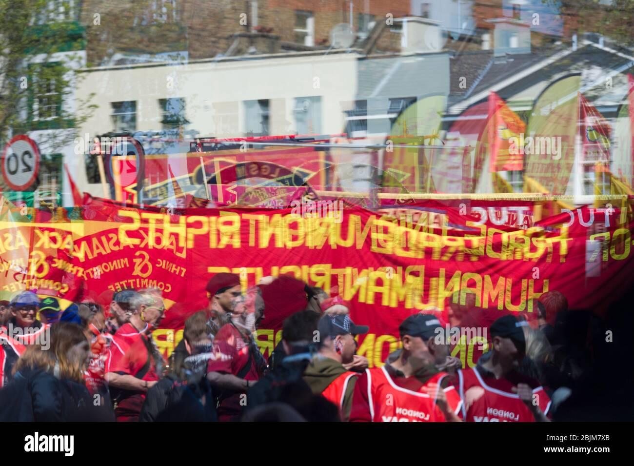 Début de la marche du jour de mai de Clerkenwell Green à Trafalgar Square où il y a eu un rallye, avant que la marche ne s'en soit refaite par Jeremy Cor Banque D'Images