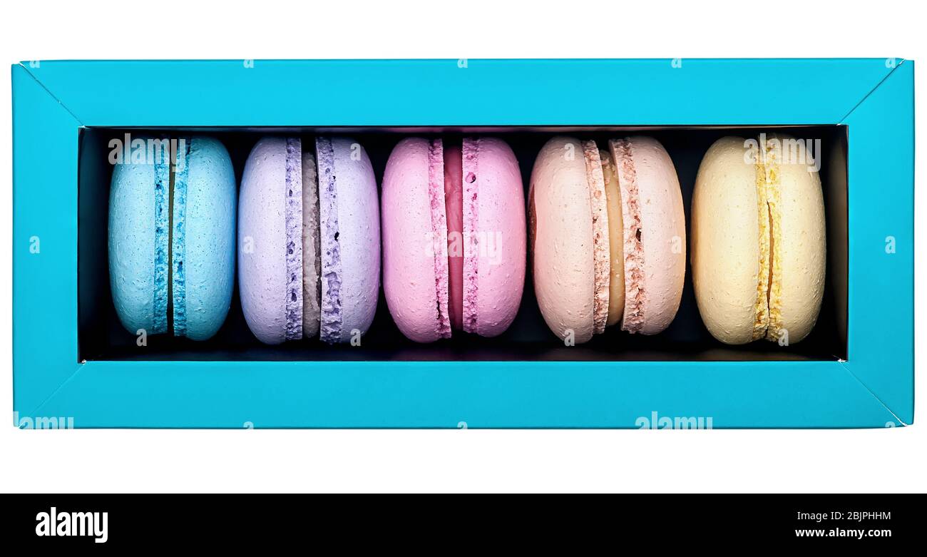 Macaron multicolore dans la vue de dessus de la boîte Banque D'Images