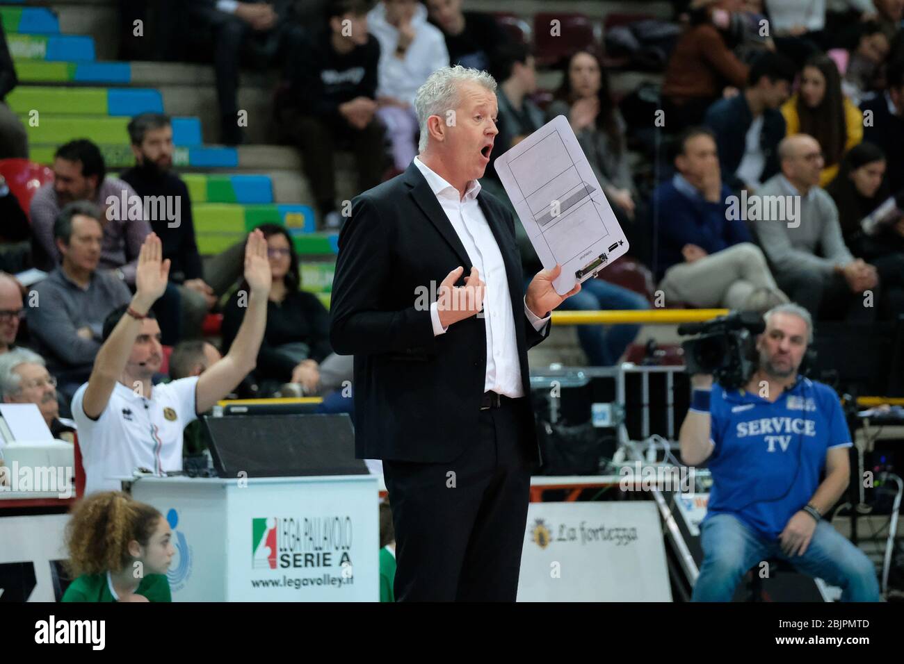 Vérone, Italie. 1 janvier 2020. Verona, Italie, AGSM Forumâ‚''¹, 01 Jan 2020, Vital Heynen - entraîneur Sir sécurité Conad Pérouse pendant - - crédit: LM/Roberto Tommasini crédit: Roberto Tommasini/LPS/ZUMA Wire/Alay Live News Banque D'Images
