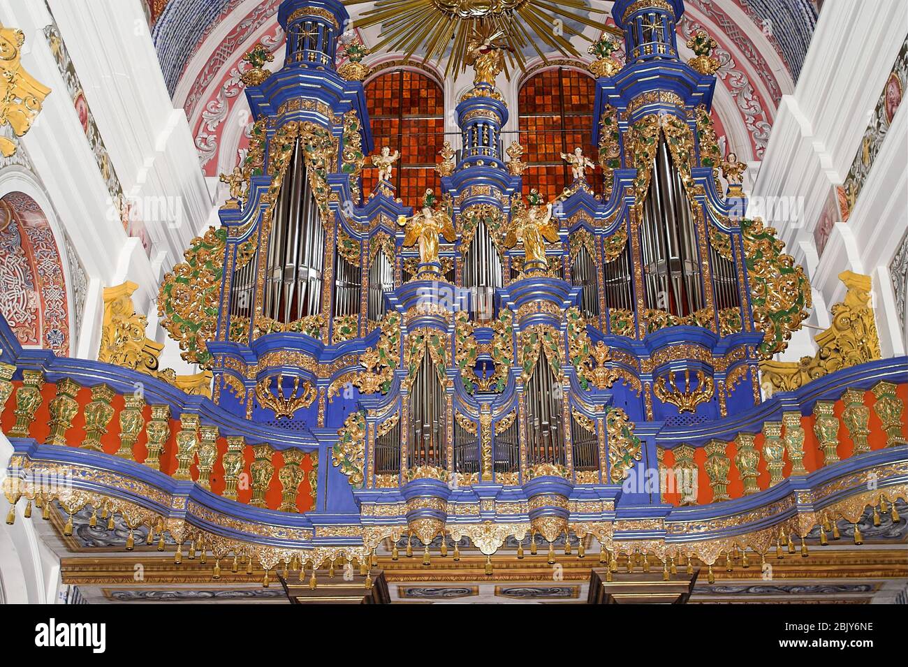 Pologne. Saint Lipka. Orgue de la Basilique de la Visitation de la Vierge Marie. Polen. Heilige Lipka. Orgel dans der Basilika. 波蘭。 聖利普卡。 聖母瑪利亞訪問大教堂的器官。 Banque D'Images