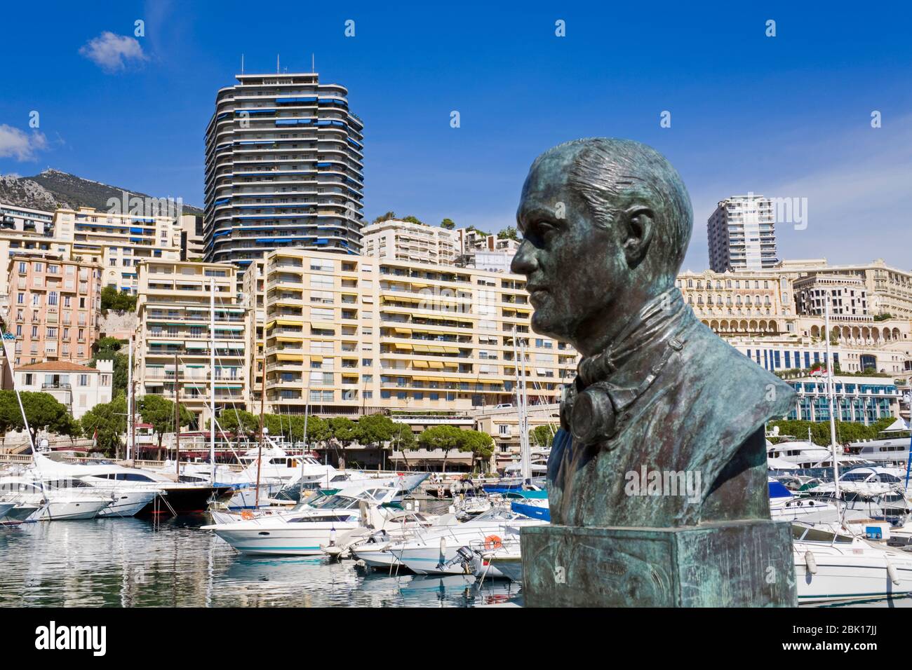 Buste de Louis Chiron à Port de Monaco, Monte Carlo City, Monaco, Europe Banque D'Images