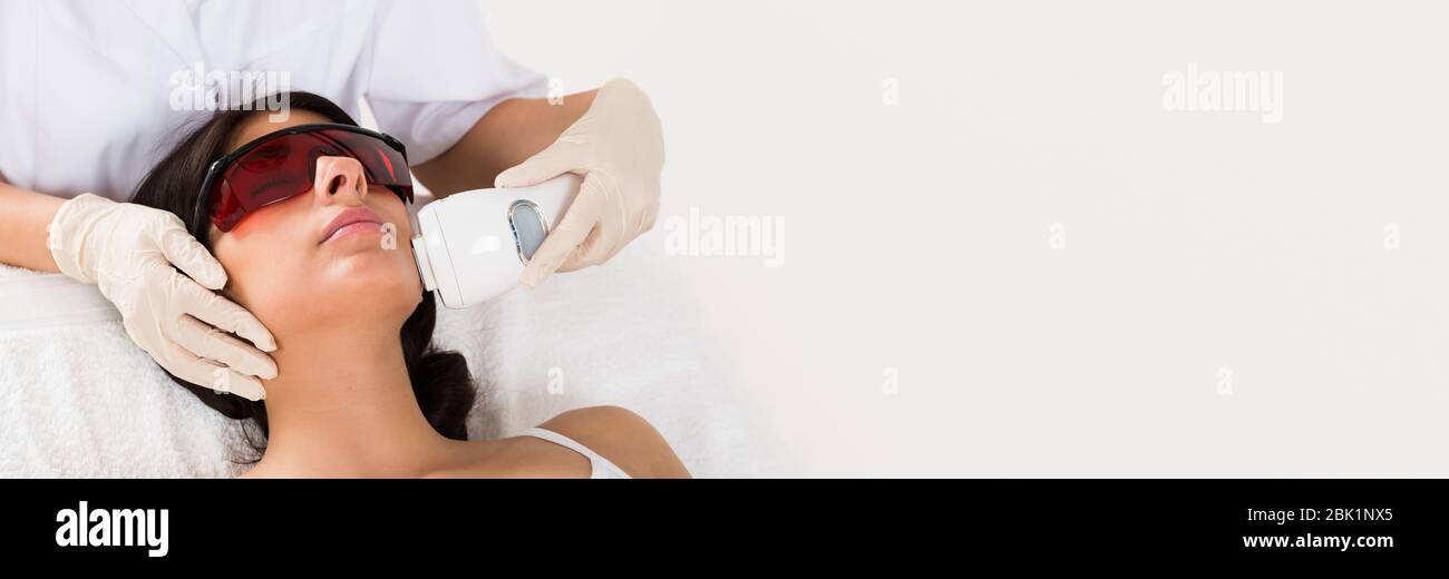 Laser IPL épilation cosmétique et traitement de la peau Banque D'Images