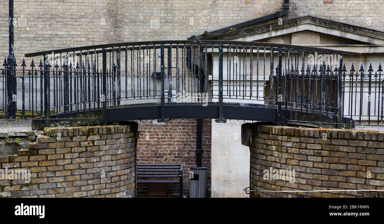 Pont sur l'entrée de la crypte de l'église Banque D'Images