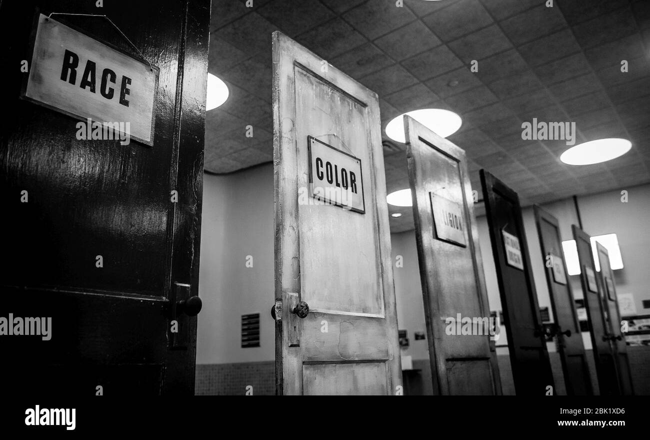 Exposition de la porte de logement de HUD en l'honneur de 50 ans de logement équitable Banque D'Images