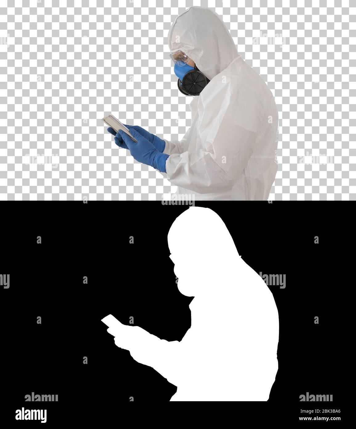 Médecin en costume de protection avec tablette numérique, concept Covid-19, Alpha Channel Banque D'Images