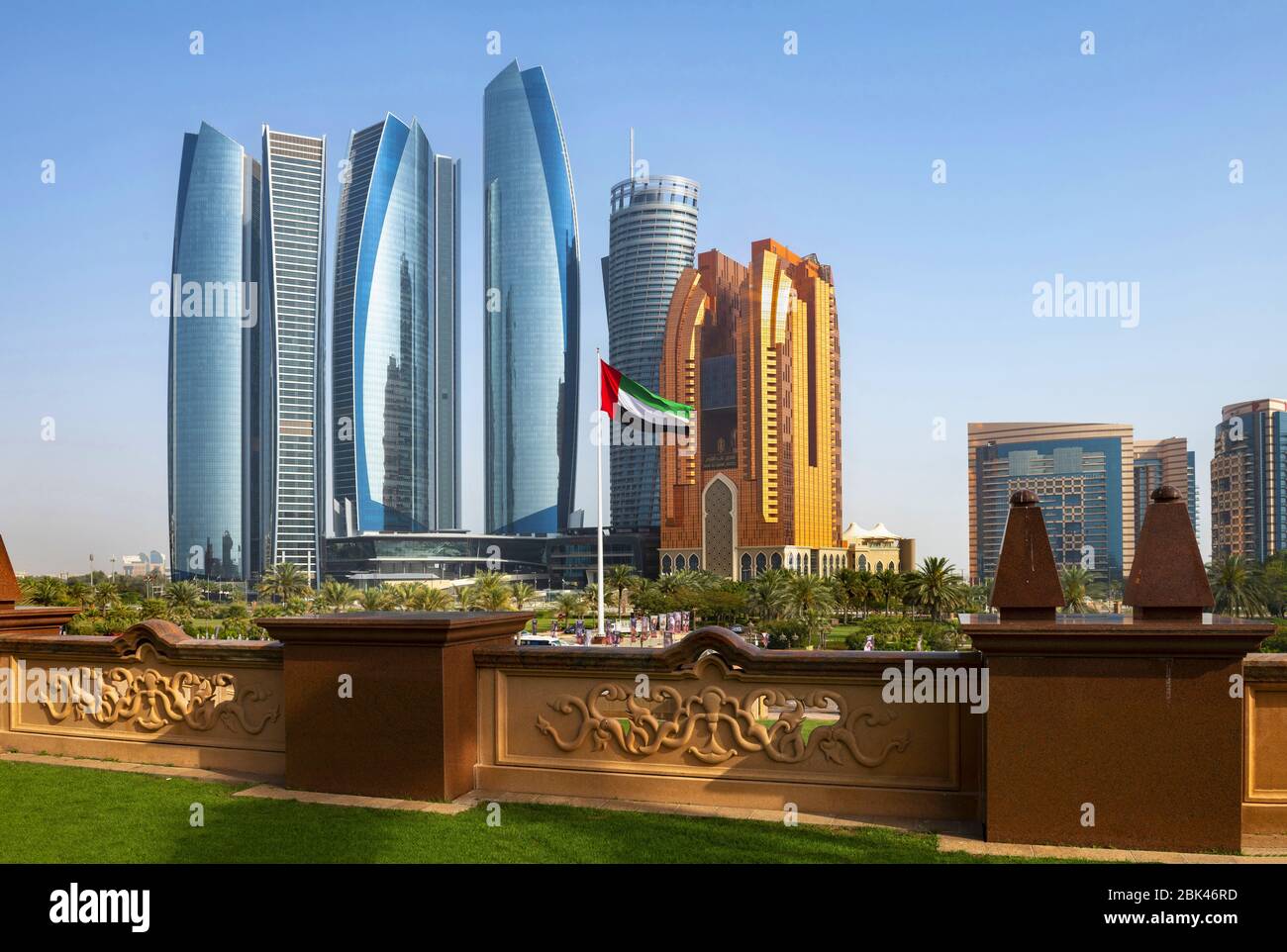 Gratte-ciel à Abu Dhabi Banque D'Images