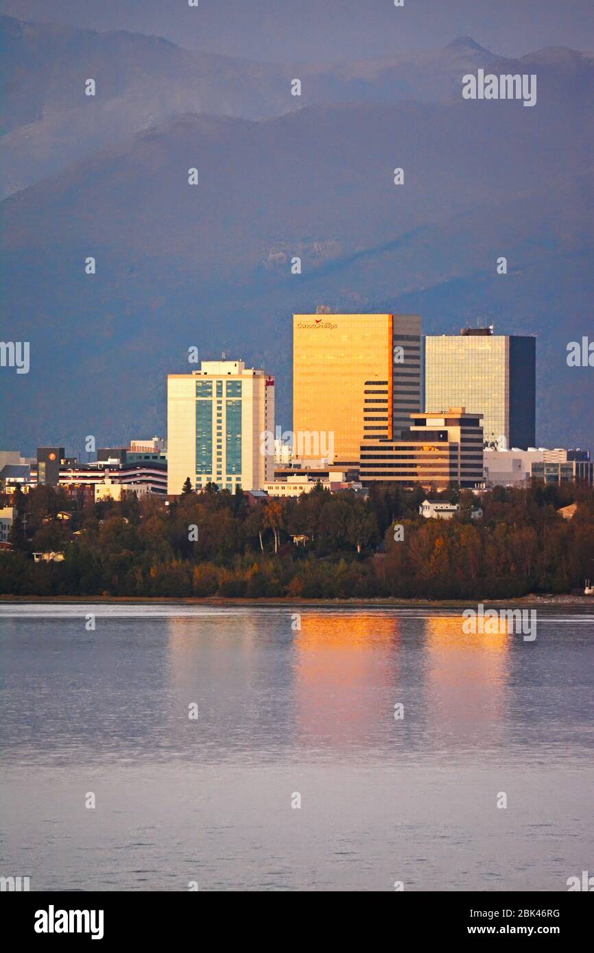 Anchorage centre-ville coucher de soleil Alaska, États-Unis Banque D'Images