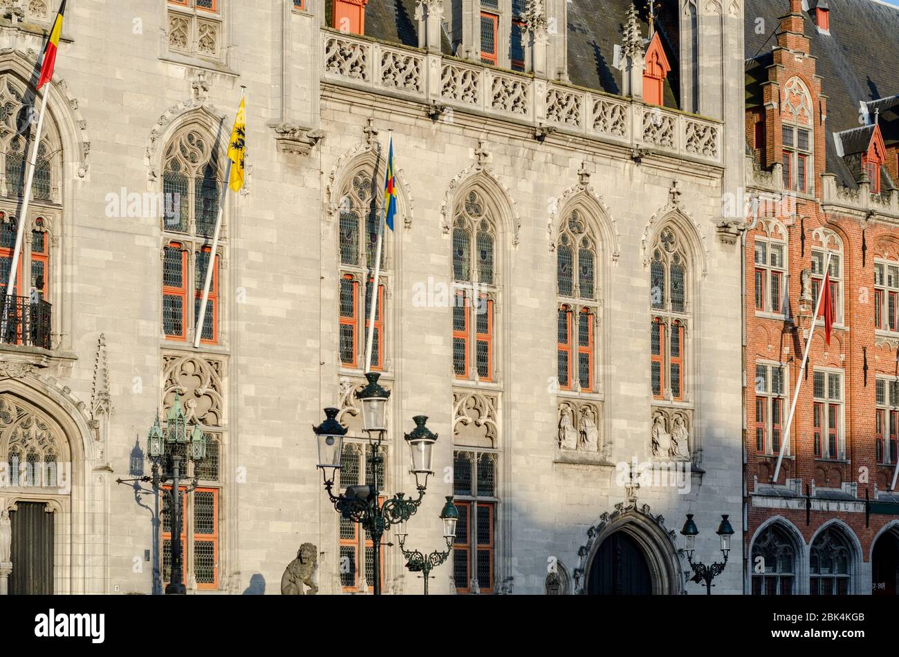 Le Provinciaal Hof ou la Province court sur la place Grote Markt à Bruges Banque D'Images