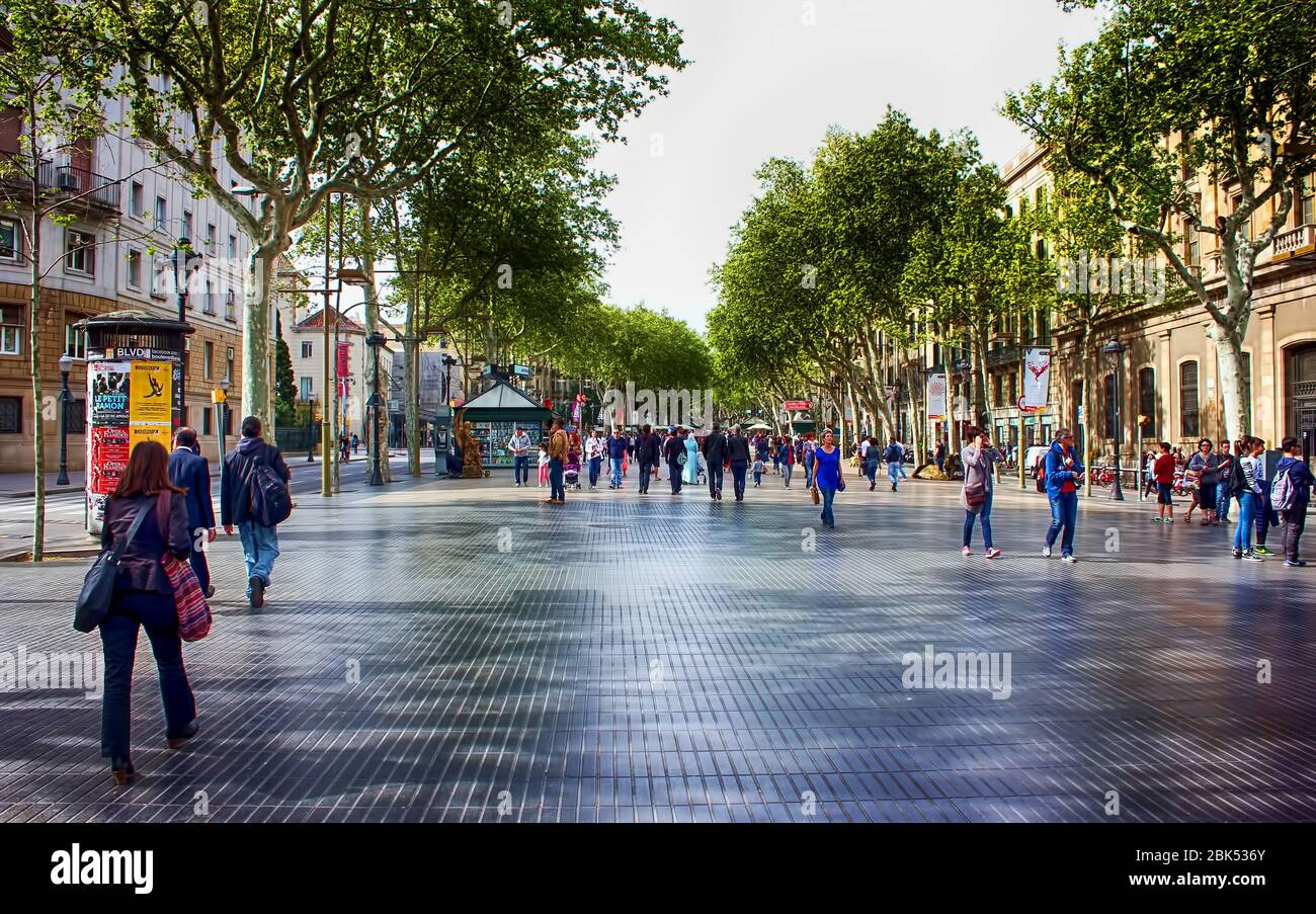 Visit barcelona Banque de photographies et d’images à haute résolution ...
